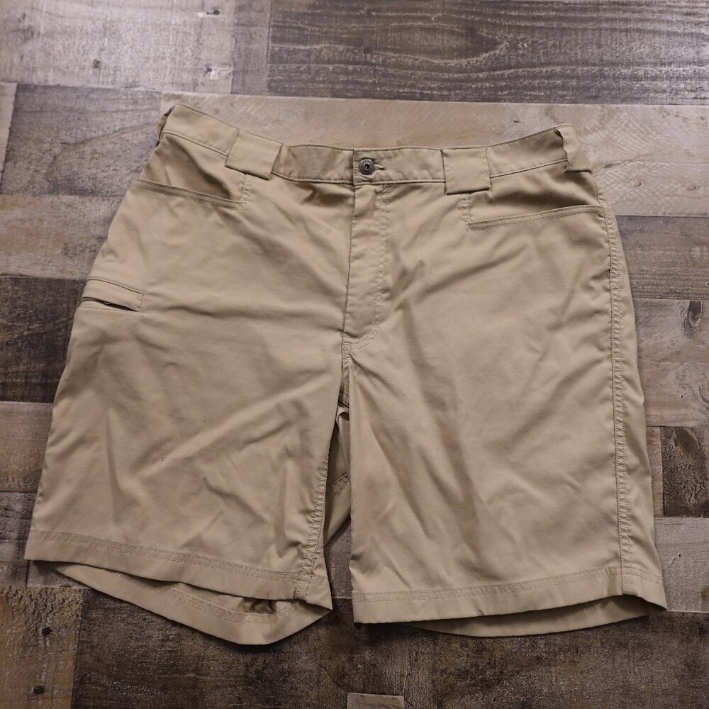 Duluth Trading Co. Dry on the Fly Nylon Shorts – Men's XL, 9” Inseam, Tan